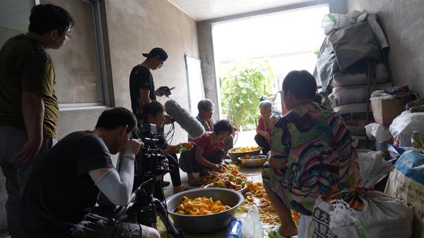 纪录片《家乡的味道》在唐山拍摄.jpg